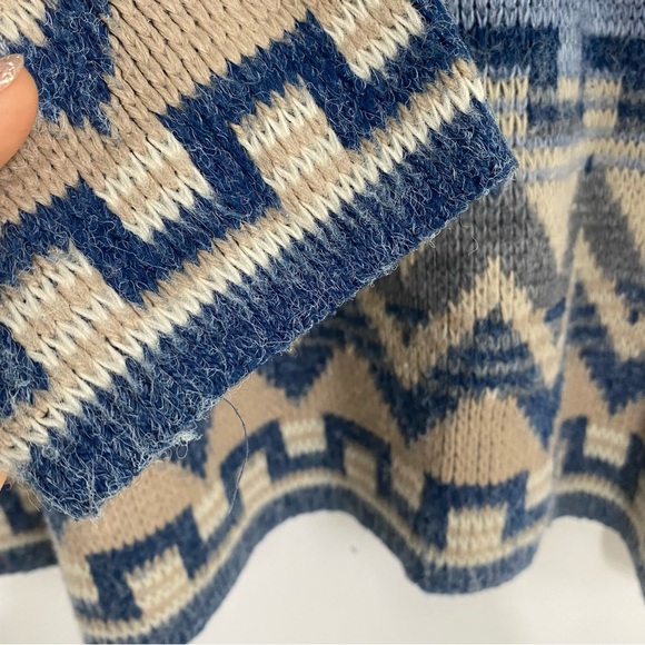 Needles and yarn vintage 90’s Cosby style soft blue/beige sweater-Size Large - Picture 6 of 9